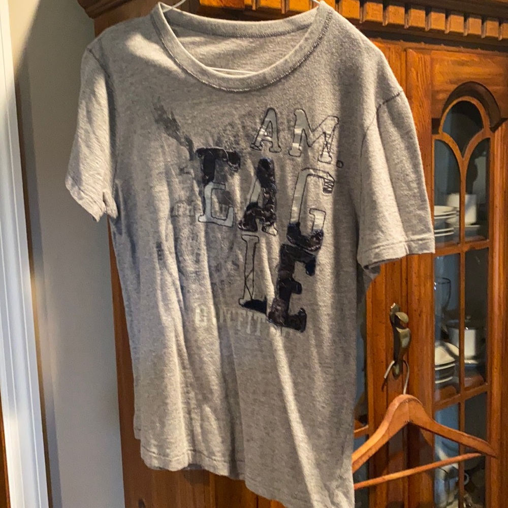 American Eagle Men’s Small Tee